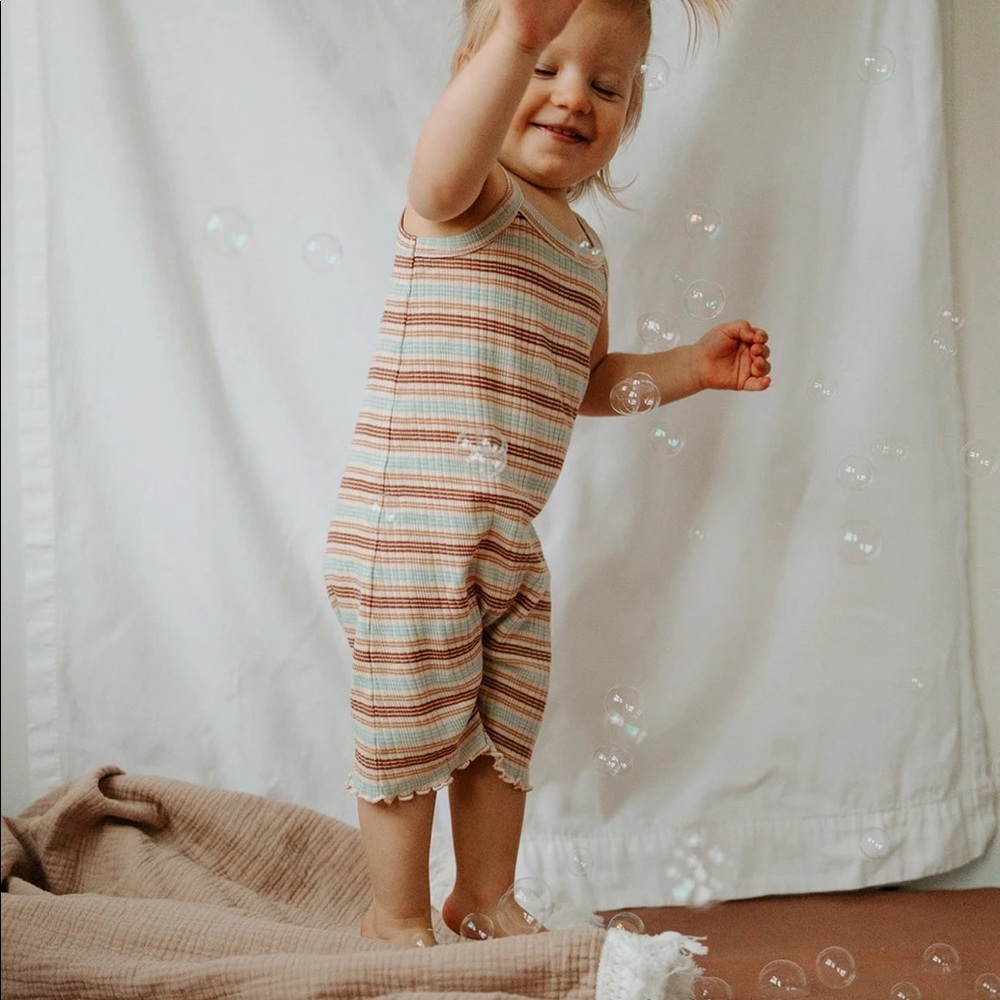 Kate quinn bundle 12-18 months
